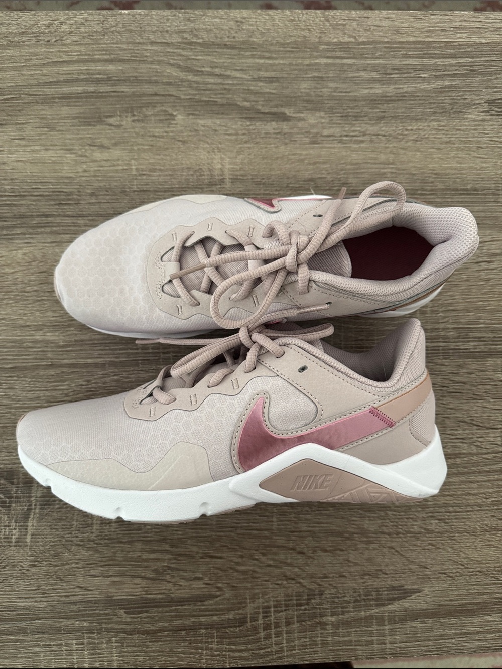 Nike Women's Light Pink and Rose Athletic Sneakers - Size 8.5